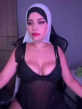 Layla_BigAss